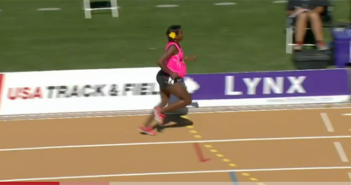 Alysia Montano corre col pancione! Alysia Montano donna incinta correre