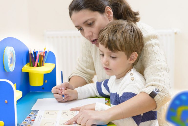 Homeschooling in Italia: la scuola a casa Homeschooling Italia come funziona