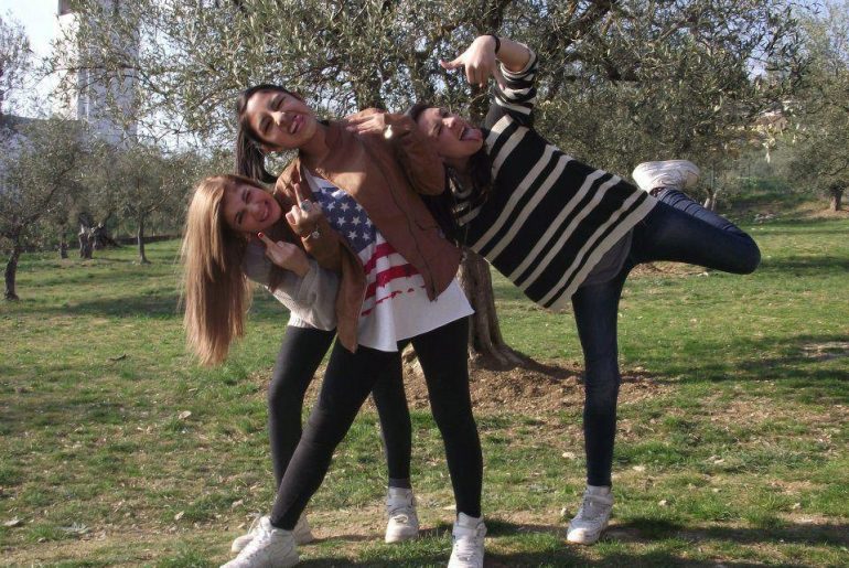 Tesoro, mi si sono allungate le ragazze!