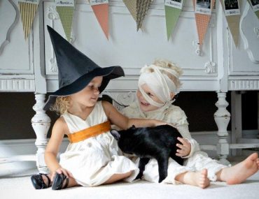 halloween-crafting
