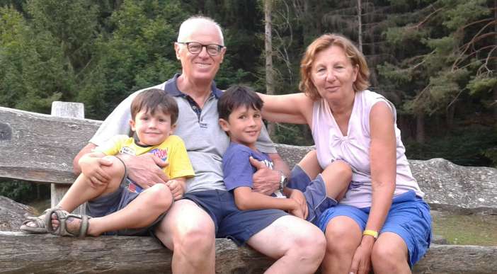 Amo tutto di voi donne e sono pronto a soddisfarci Amo tutto di voi donne e sono pronto a soddisfarci