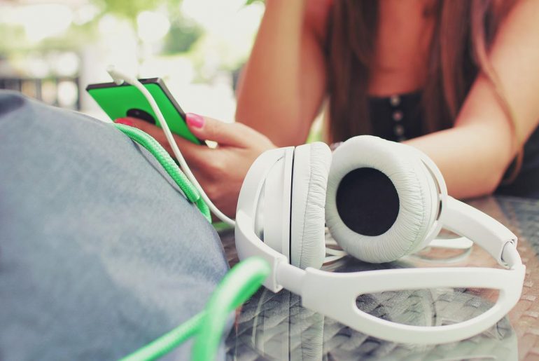 Come controllare lo smartphone dei figli? controllare lo smartphone dei figli 01