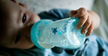 Allattamento e biberon: alternarli è possibile? La mia esperienza chicco biberon natural feeling bambino ciuccia