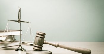 Non posso pagare un avvocato: cos’è il patrocinio gratuito e chi può richiederlo patrocinio gratuito cos'è e chi può chiederlo