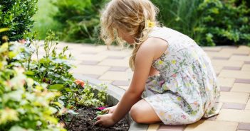 I consigli per fare l’orto con i bambini orto bambini