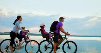 Vacanze in bici per la famiglia: gli itinerari più belli in Italia e Europa vacanze in bicicletta per famiglie