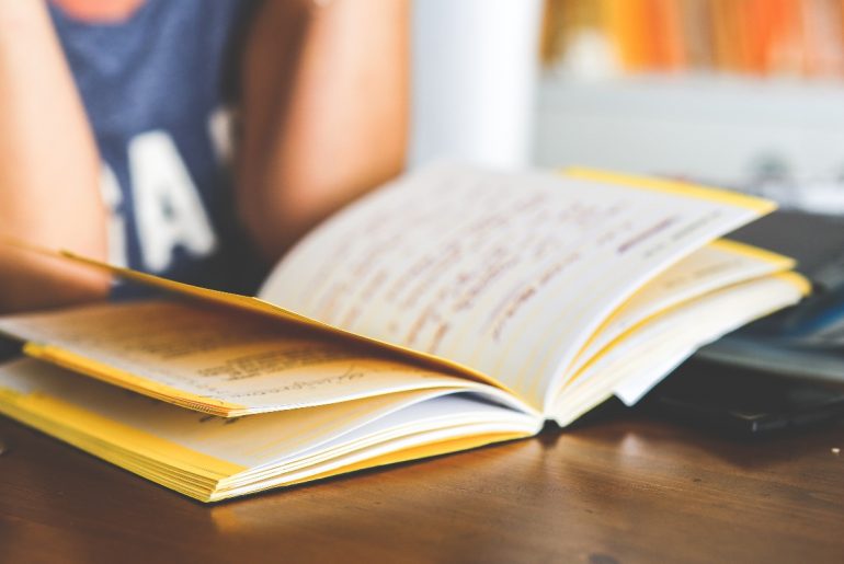 scuole medie lettere a nipote
