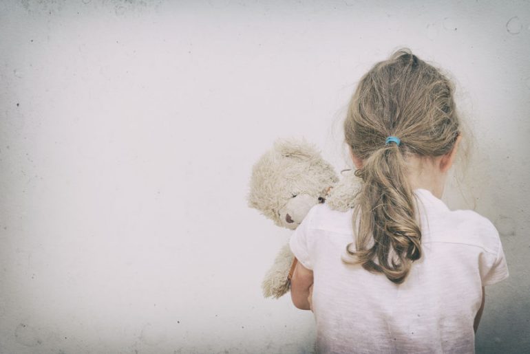 no sculacciate e sberle su bambini