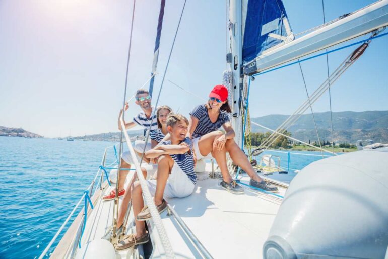 Vacanza in barca con bambini, un’esperienza da vivere!