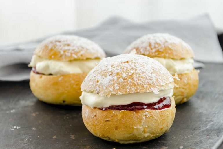 Panini al latte farciti1