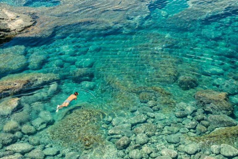 Vacanze alle Canarie in famiglia: quale isola scegliere? Bambino immersione Lanzarote
